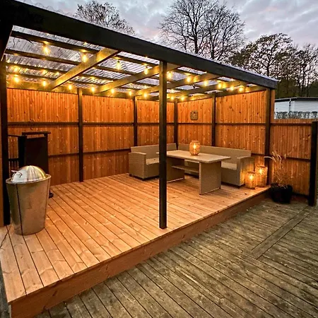 בית נופש Haderslev With Hot Tub Vii