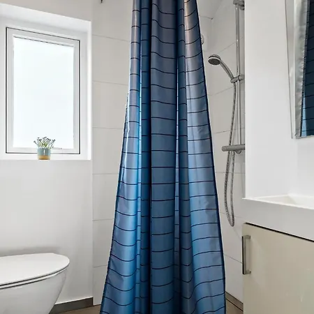 Haderslev With Hot Tub Vii *