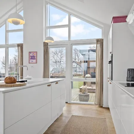 Beautiful Home In Haderslev With Wifi * ハザスレウ